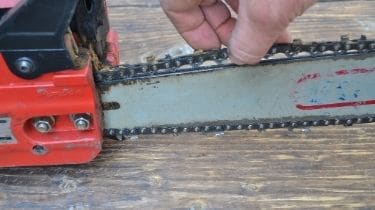 chainsaw chain for wood carving