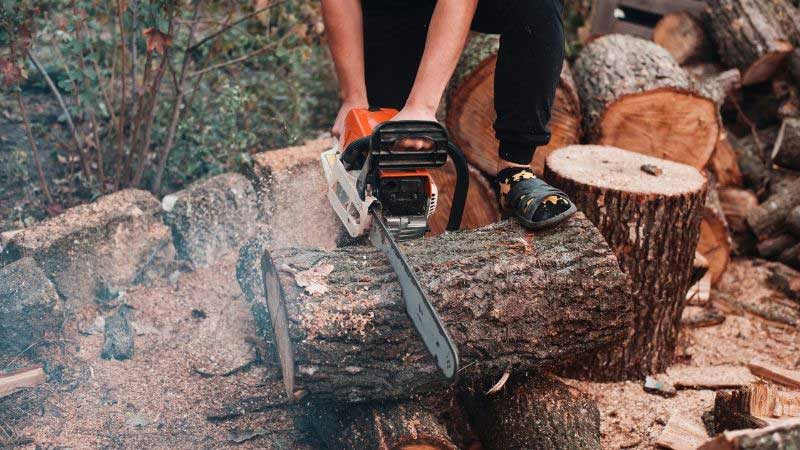 best chainsaw under 400